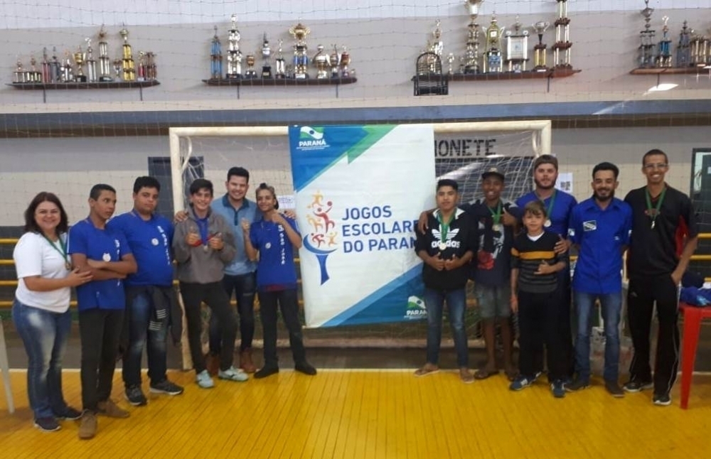 Delegação de Tamarana vence disputa de xadrez nos Jogos Escolares do Paraná