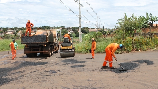 Vias de Tamarana recebem operação
