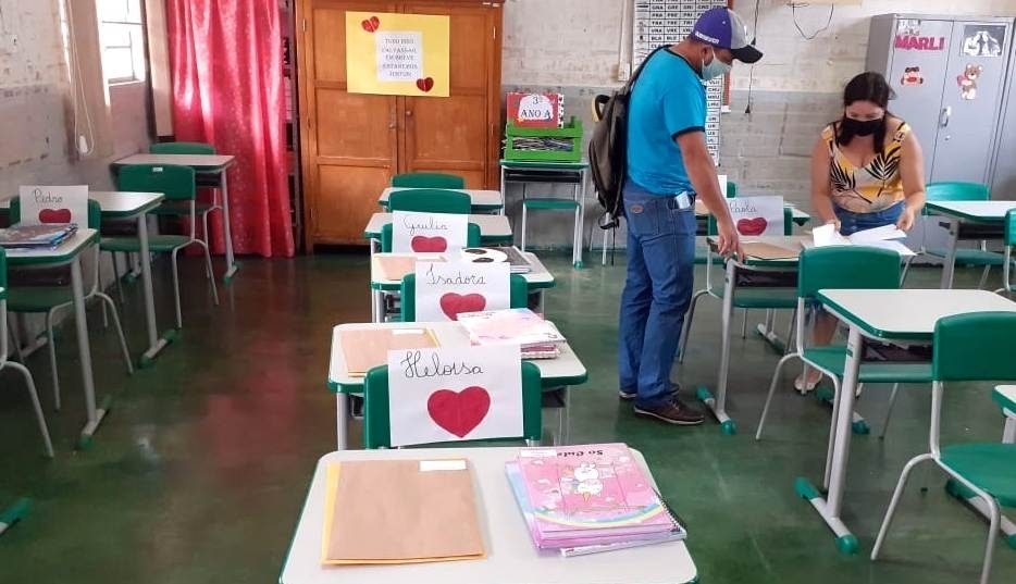 Escolas e CMEI farão quarta entrega de atividades nesta segunda-feira (1º)