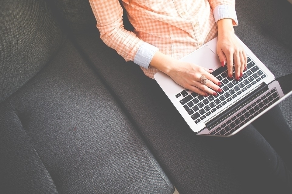 UEM contrata tutor de Letras Português/Inglês para Tamarana